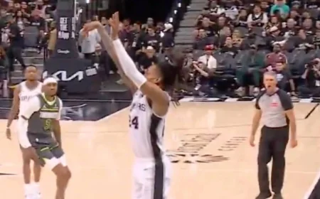 Blake Griffin’s 2015 Alley-Oop 3 Echoes in Spurs’ 133–95 Win