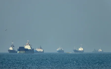 EUA atacam Portos de Qeshm e Bandar Abbas perto de Ormuz