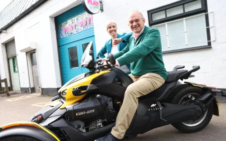 Daisy Cooper joins Ed Davey at PlayPutt in St Albans