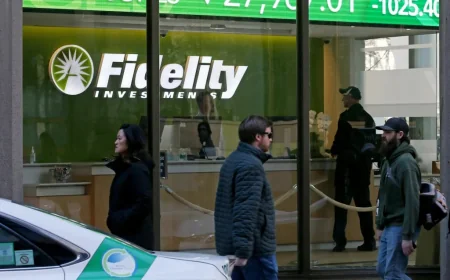Fidelity Investments cuts 1,000 jobs while hiring 5,300