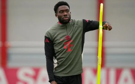 Alphonso Davies Set for 4-5 Week Absence With Left Hamstring Injury