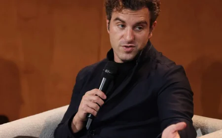 Brian Chesky Says 2 Worker Types Won't Survive AI