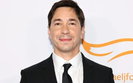 Justin Long Reveals Kate Mara Joined 2011 Bowling Team