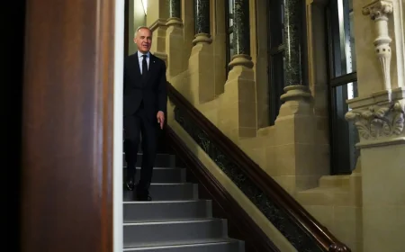 Justin Trudeau legacy, Carney blocks senators from Liberal caucus
