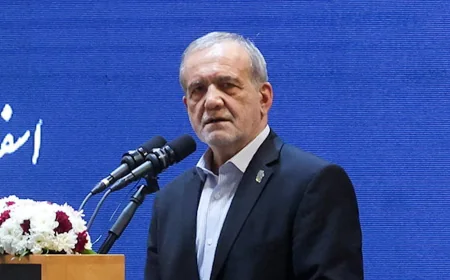 Pezeshkian Says He Met Supreme Leader Mojtaba Khamenei