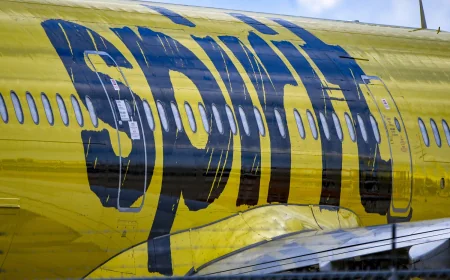 Spirit Airlines Crowdfunding Campaign Sparks $437 Million Rescue Push After Shutdown