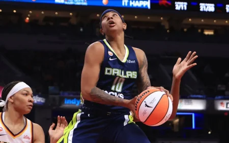 Alysha Clark: Smith, James progress well before Saturday opener