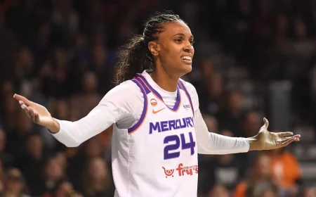 Dewanna Bonner among WNBA veterans weighing a final season