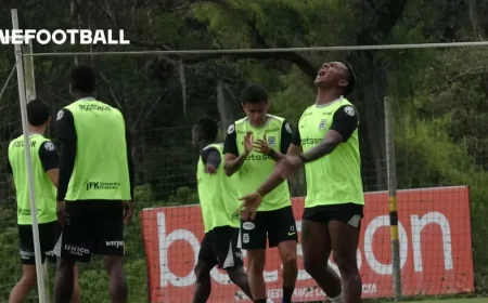 Atlético Nacional Arrives in Bogotá For 4:00 p.m. Clash — Internacional De Bogotá - Atlético Nacional