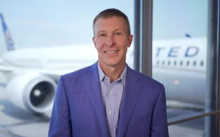 United Airlines Ceo Scott Kirby Spotted On American First Class To Dallas
