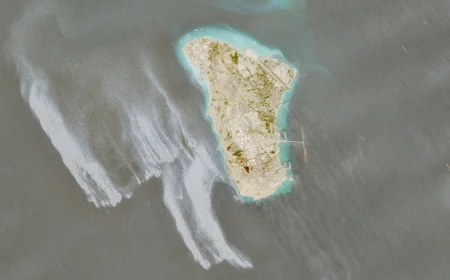 Satellite Images Show Large Persian Gulf Slick West of Kharg Island