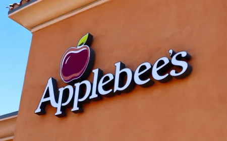Applebees moves managers to the dining room as sales improve