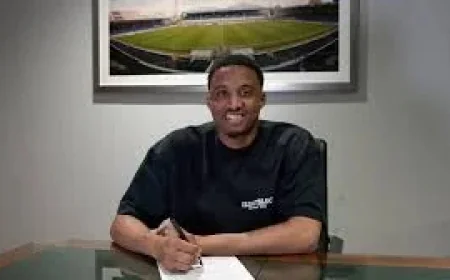 Mads Hermansen: Nathan Trott Signs Three-Year Cardiff Deal
