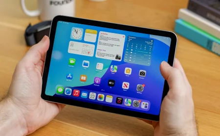Apple Foldable Iphone Ultra points to 4:3 tablet screen