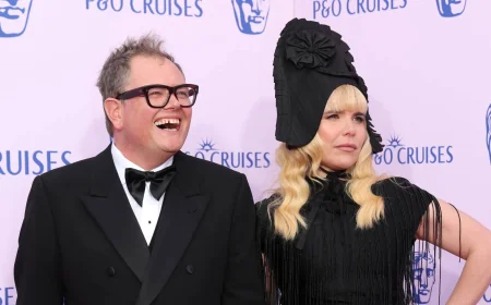 Alan Carr Wins Memorable Moment, Dedicates It to Paloma Faith — Martin Lewis Bafta Speech