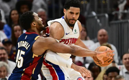 Pistons Face Cavaliers in Game 4 at Rocket Arena — Nba Game