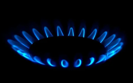 CRE Cuts Gaz Benchmark 4.8% on 1 June 2026