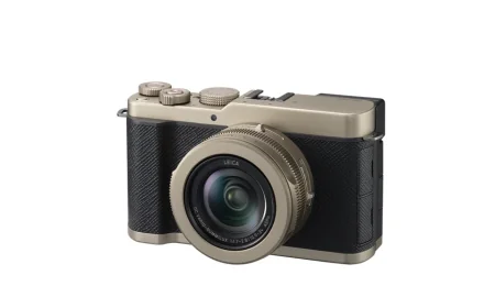 Panasonic Launches Lumix L10 With 20.4-Megapixel Sensor