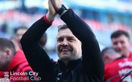 Michael Skubala Stays at Lincoln City After Bristol City Link