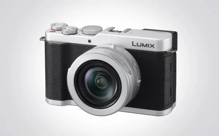 Panasonic Lumix L10 Brings 20.4MP Sensor and 24-75mm Lens