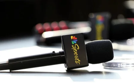 Murdoch Says No Substantive NFL Talks as Fox Adds Games