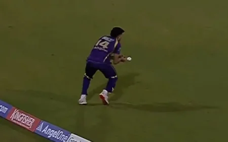 Vaibhav Arora Drops Sitter After 92-Run Padikkal-Kohli Stand