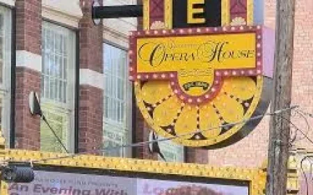 Bernadette Peters draws anniversary ovation at Lexington Opera House