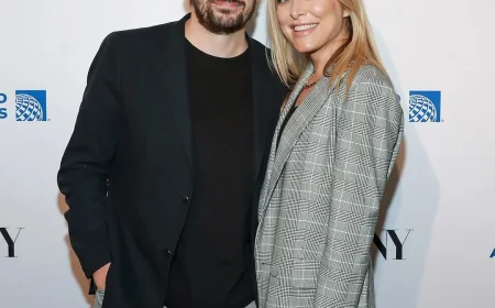 Jason Biggs Splits After 18 Years With Jenny Mollen