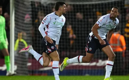 Xavier Simons set for Bradford's 1-0 Bolton second leg