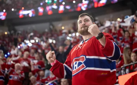 Pat McAfee salue le Centre Bell après le 6-2 du Canadien — Centre Videotron