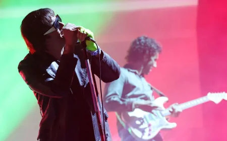 The Strokes release second single from Reality Awaits, add tour dates