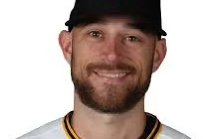 Brandon Lowe Drives In Four In Pirates' 13-3 Win