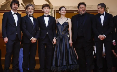 Marion Cotillard reunites with Guillaume Canet for Cannes crowd of 3