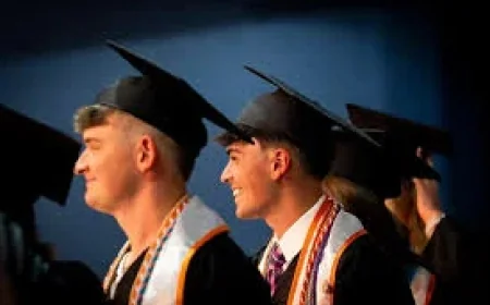 UTC recognizes 1,780 candidates across three Utk ceremonies