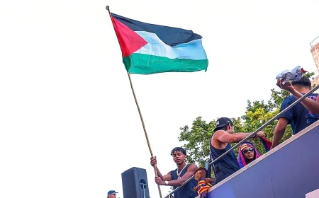 Pedro Sánchez Praises Barcelona's Yamal in Palestine Flag Row
