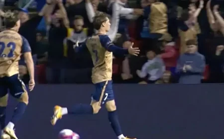Eli Adams scores 96th-minute equaliser to send Jets through