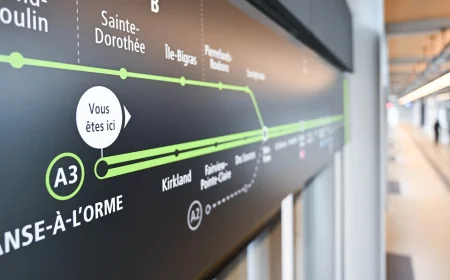 Rem Montreal opens four western Montreal stations on Anse-à-l'Orme branch