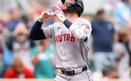 Trevor Story Goes on 10-Day IL, Red Sox - Braves Lose Shortstop
