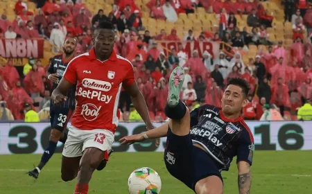 Arias benches Teo Gutiérrez for Santa Fe - Junior first leg