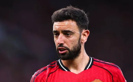 Bruno Fernandes Assists Reach 19 as He Backs United Stay