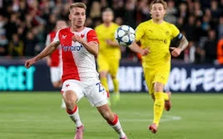 Van den Brom Prepares Psv Vs Twente With Third Place on the Line