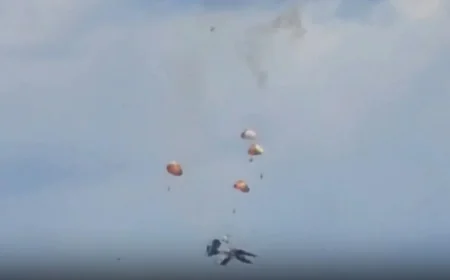 Two Growlers crash at Mountain Home Air Force Base, four eject safely