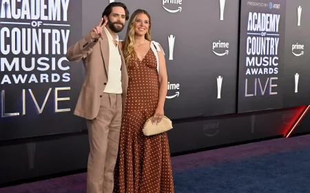 Thomas Rhett and Lauren Akins make rare ACM Awards red carpet return