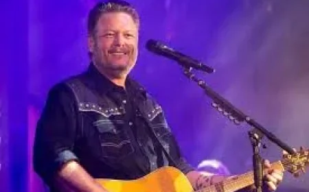 Blake Shelton Covers 'The Gambler' Ahead of 61st ACMs