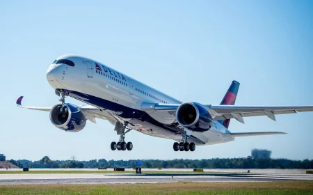 Delta Flight 39 Diverts to Seattle Over Unruly Aircraft Passenger