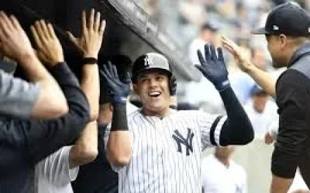 Gio Urshela Retires After 10 MLB Seasons