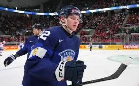 Hameenaho Leads Finland Past U.S. 6-2 — Iihf Finland Usa Hockey Score