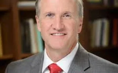 Stuart Bell named sole finalist for UF president by committee