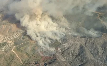 More than 17,000 evacuated as Sandy Fire burns near Simi Valley — California Fires