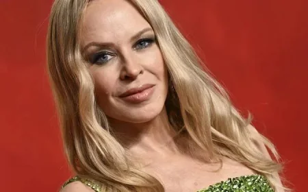Kylie Minogue Reveals Second Diagnosis in Kylie Minogue Cancer Battle
